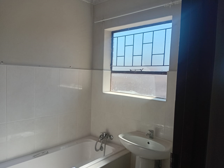3 Bedroom Property for Sale in Mmabatho Unit 15 North West